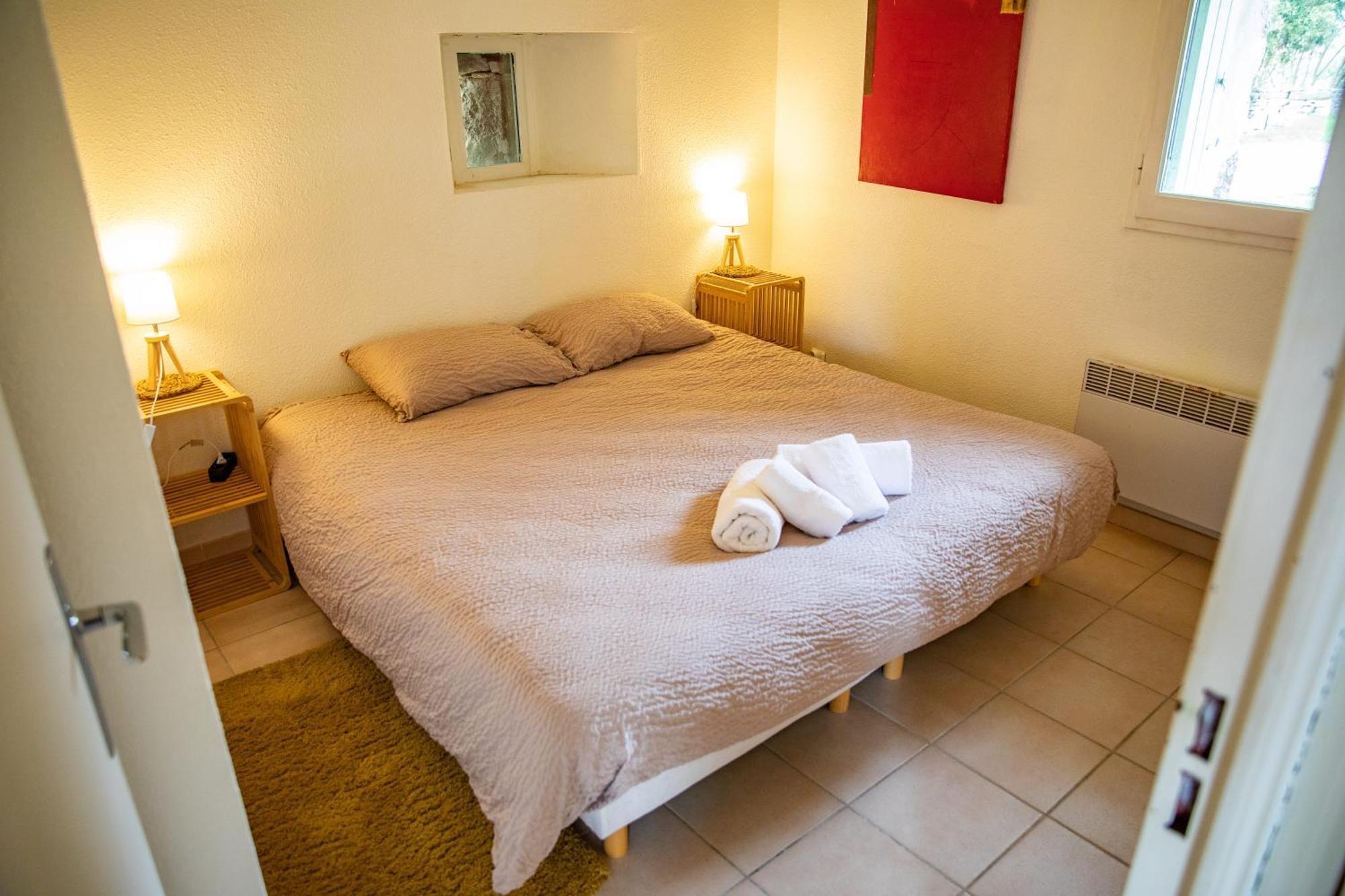 Mas De Baumes Hotel Ferrieres-les-Verreries Ngoại thất bức ảnh